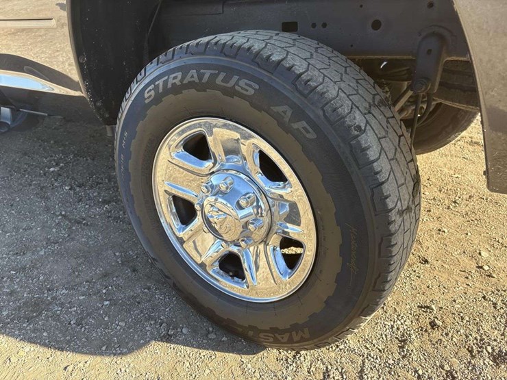 2016-dodge-2500-image-10