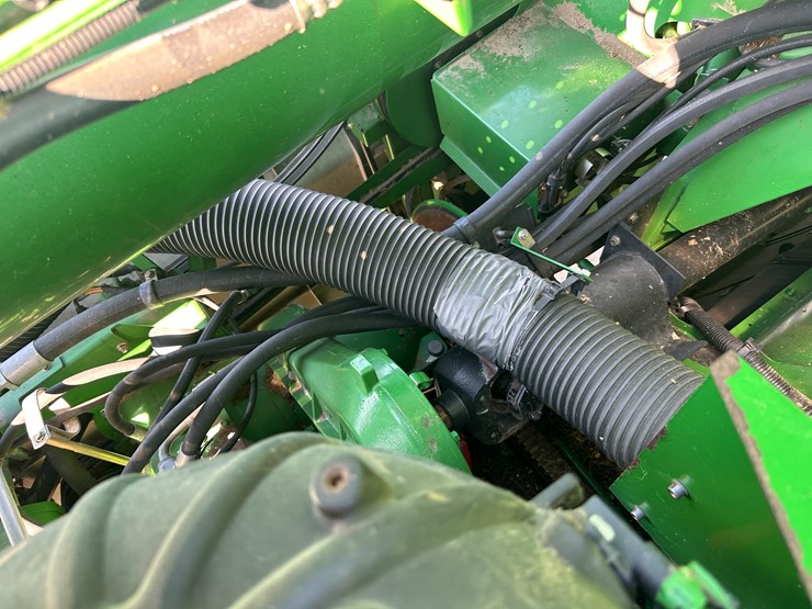john-deere-s690-image-111