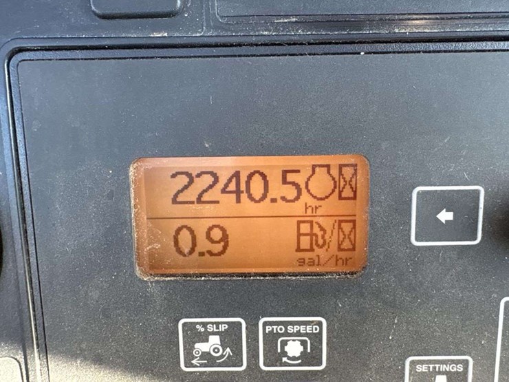 john-deere-8230-image-25