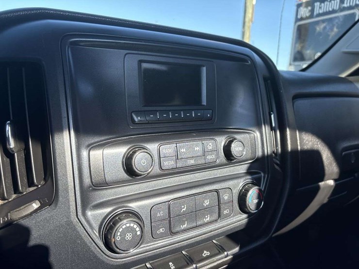 2016-gmc-sierra-1500-image-16