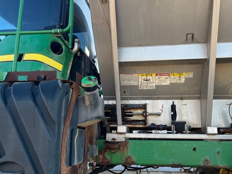 2013-john-deere-4940-image-6