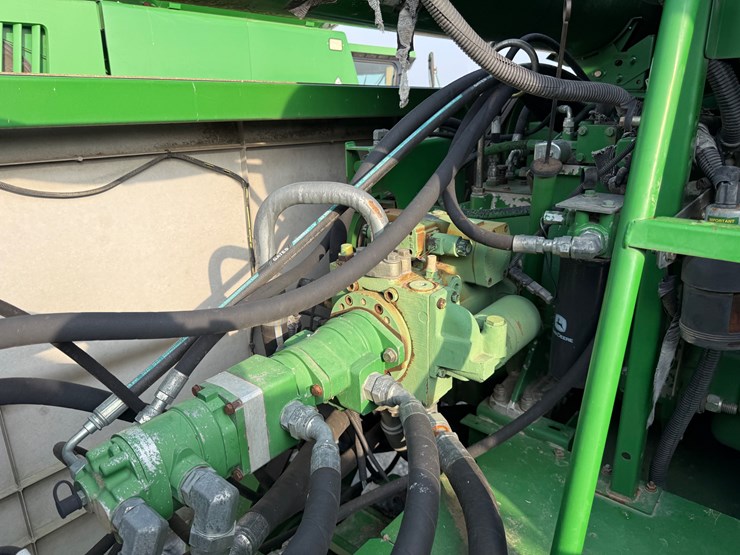 2009-john-deere-9870-sts-image-59