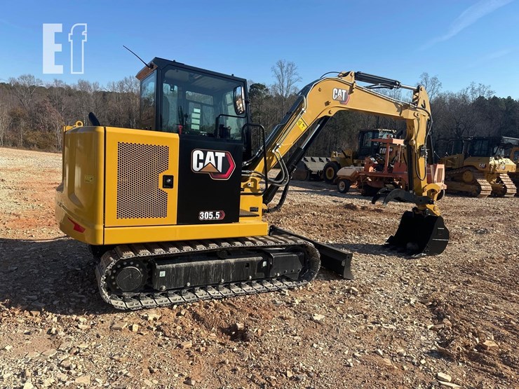 caterpillar-305.5e2-image-3