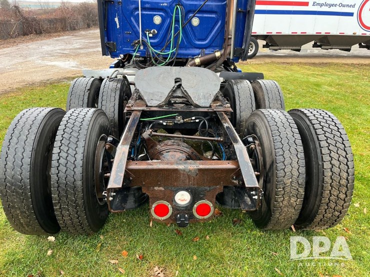 2013-freightliner-truck-(jn3436,-unit-4076)-image-36