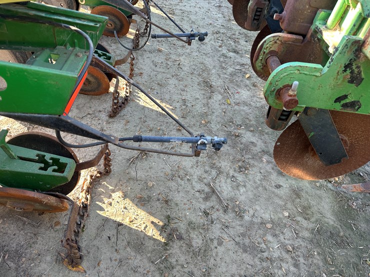 john-deere-1720-image-18