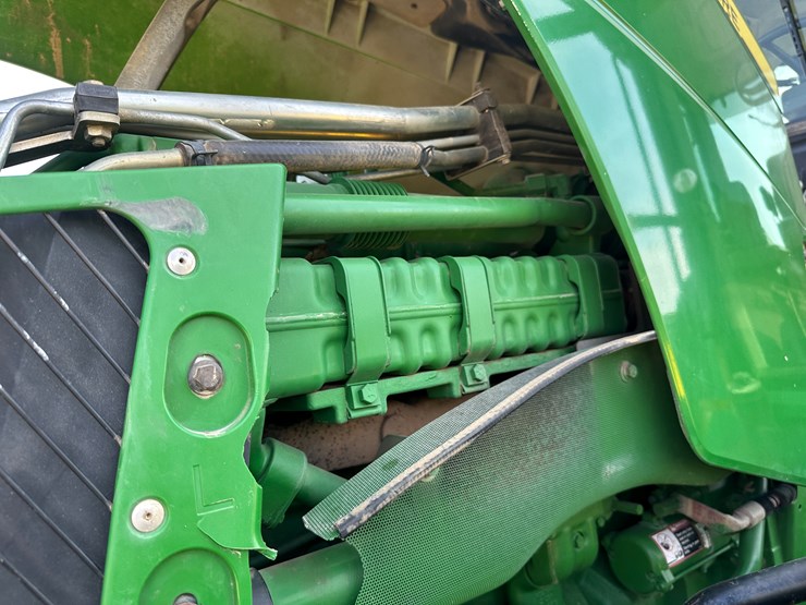 2012-john-deere-8360r-image-49