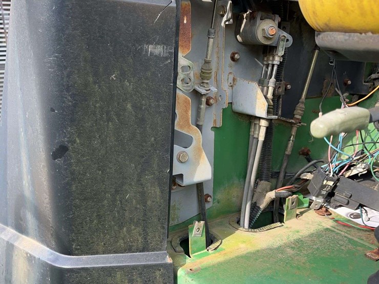 john-deere-6410-image-3