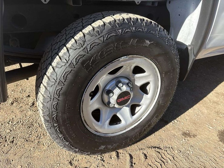 2016-gmc-sierra-1500-image-10