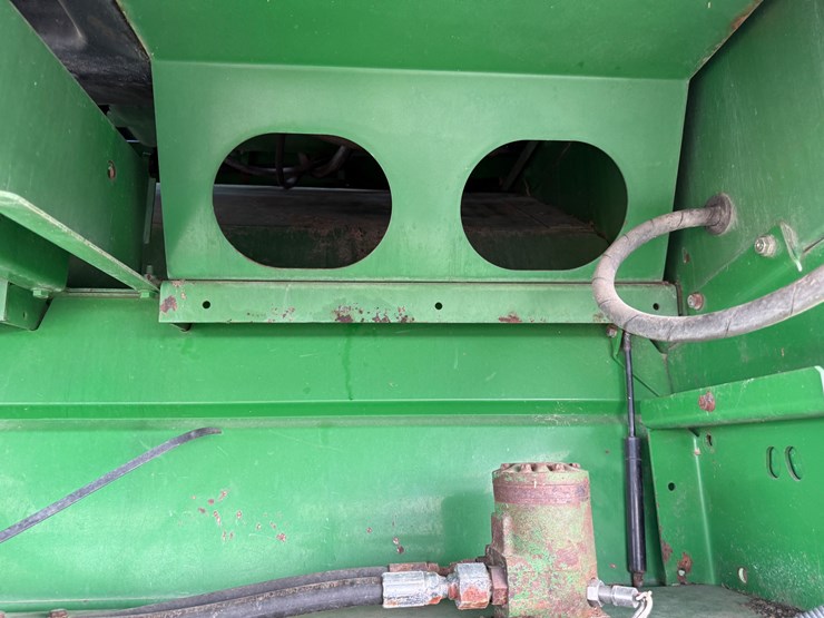 2009-john-deere-9870-sts-image-43