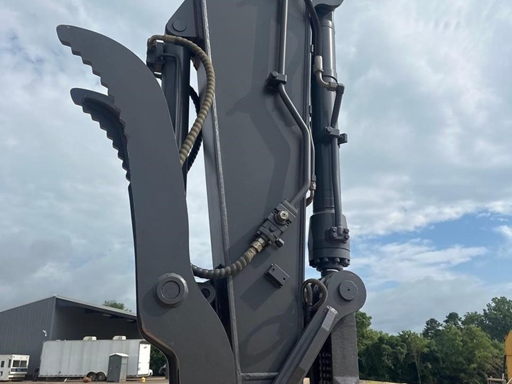 2021-volvo-ecr145el-image-13