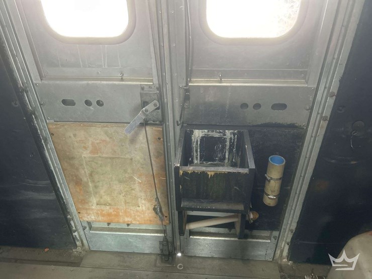 2017-freightliner-mt55-image-33