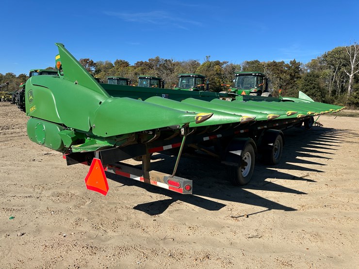 2012-john-deere-616c-image-3