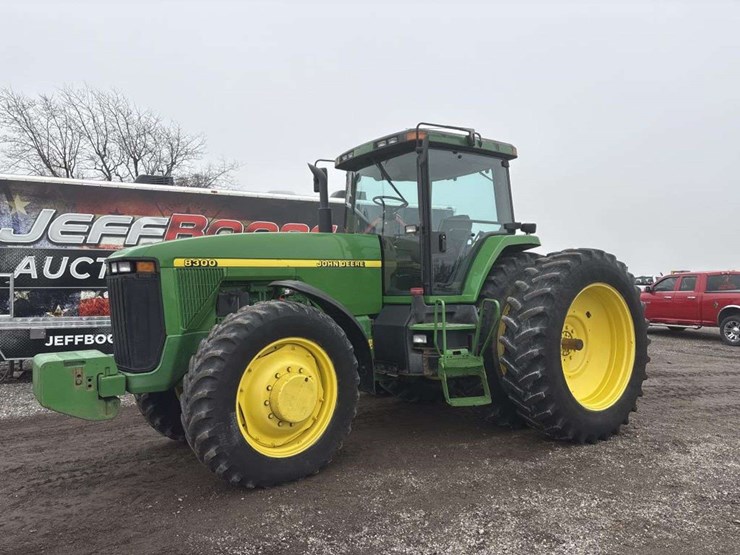 john-deere-8300-image-1
