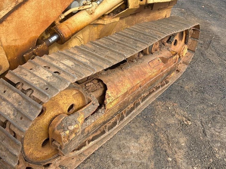 komatsu-d31s-16-image-9