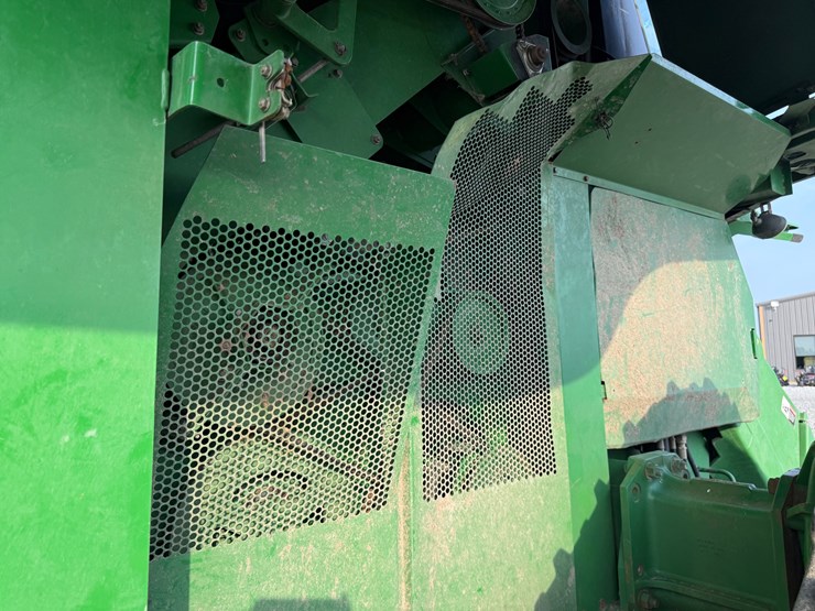 2009-john-deere-9870-sts-image-102