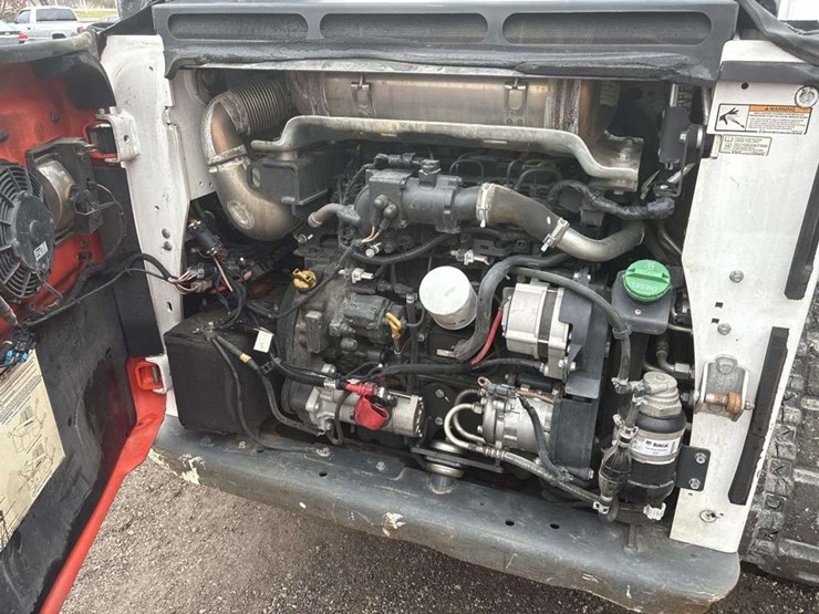 2019-bobcat-t870-image-10