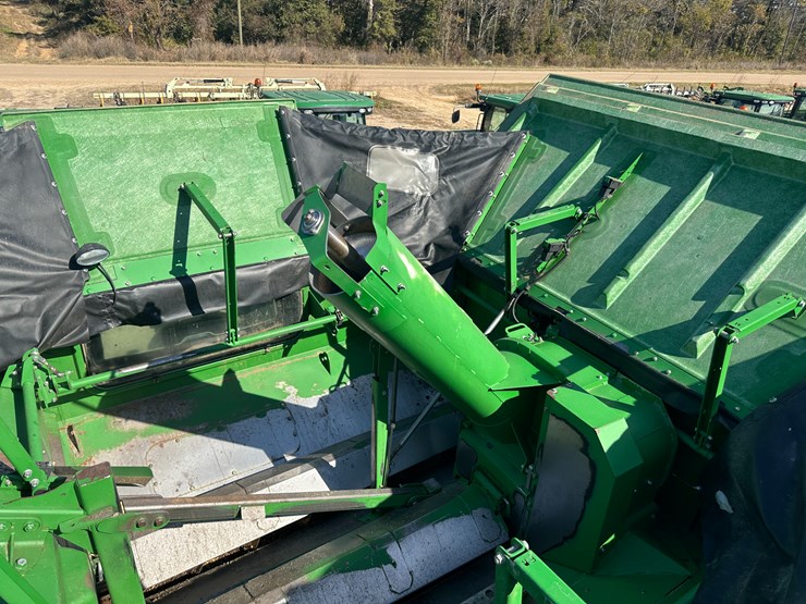 john-deere-s690-image-103