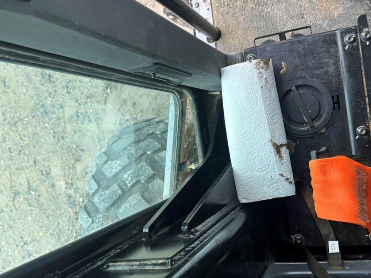 2022-caterpillar-140gc-image-91