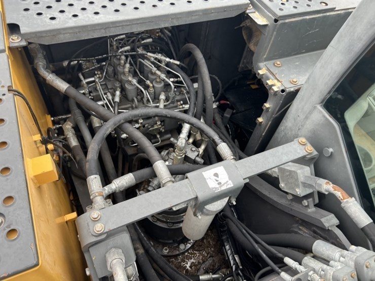 2017-volvo-ec220el-image-39