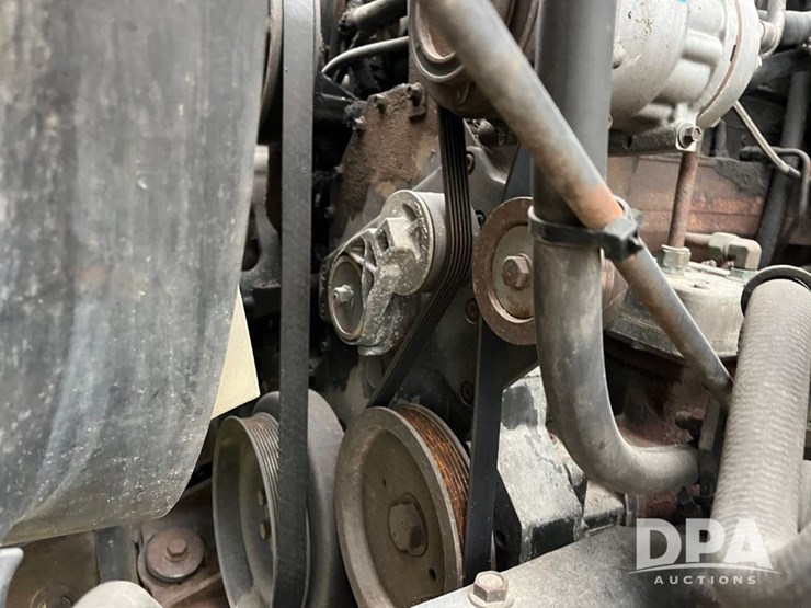 2005-international-7600-image-73