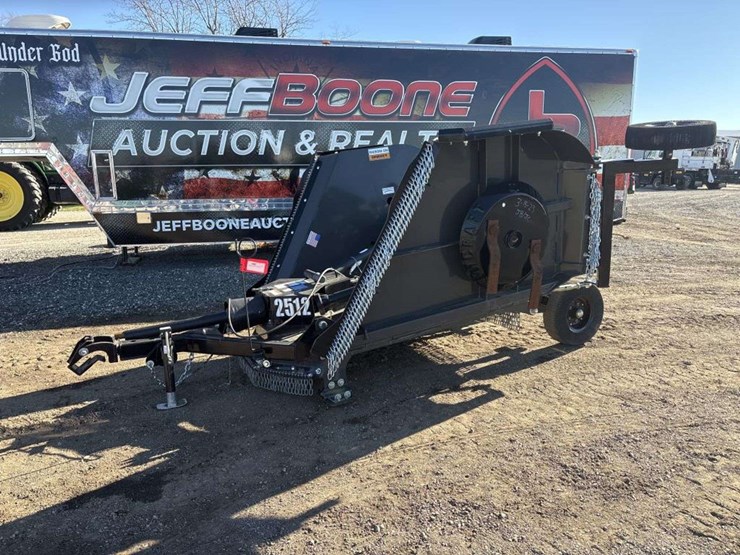 ironcraft-2512-12ft-batwing-rotary-mower-image-1