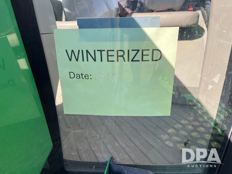 2021-john-deere-r4044-image-65