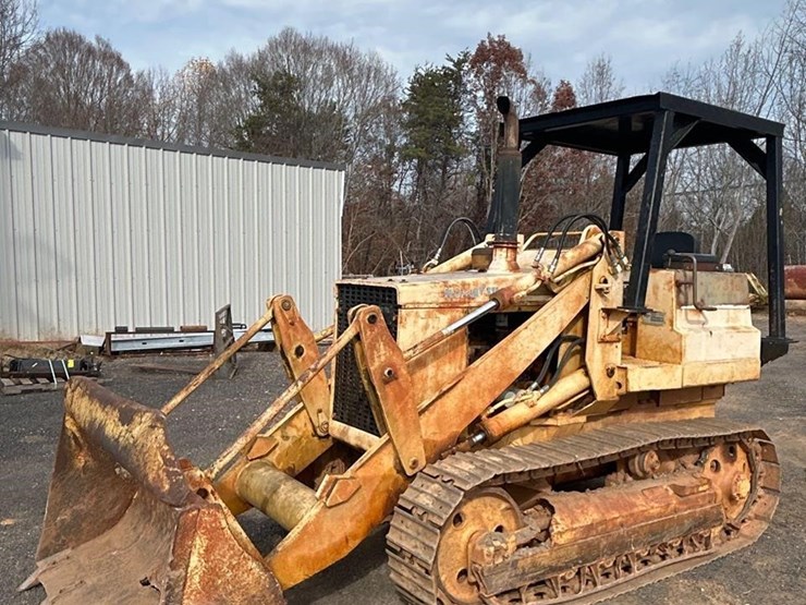 komatsu-d31s-16-image-1