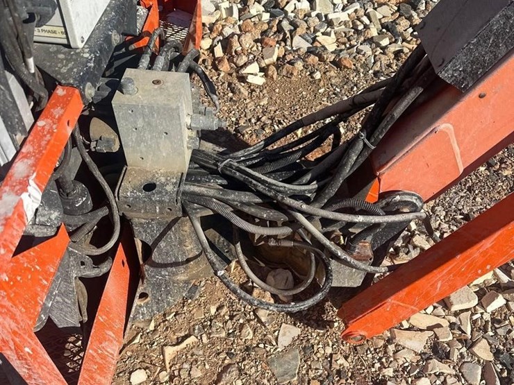 2015-jlg-860sj-image-16