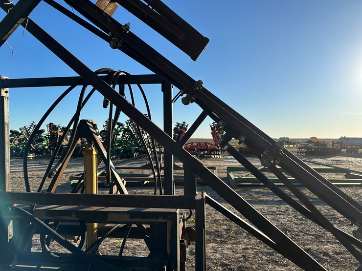 #33754-•-~25'-spray-boom-image-6