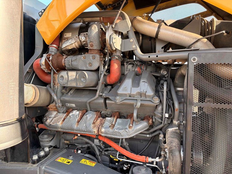 2020-agco-mt875e-large-frame-row-crop-track-tractor-image-20