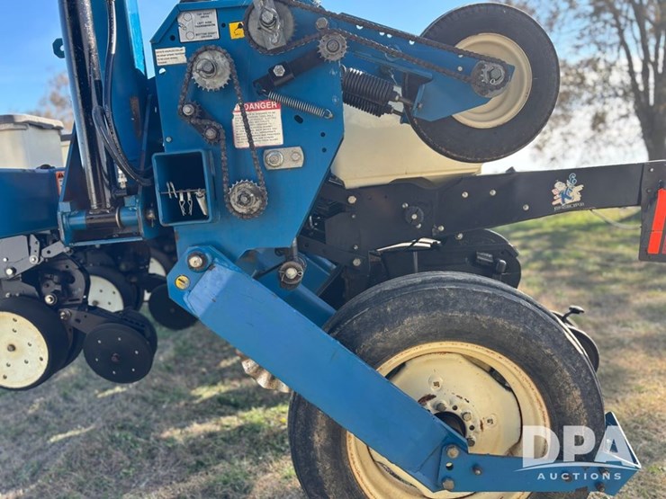 2022-kinze-3600-image-25