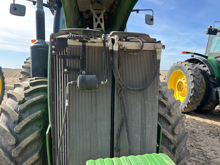2010-john-deere-8360r-image-45