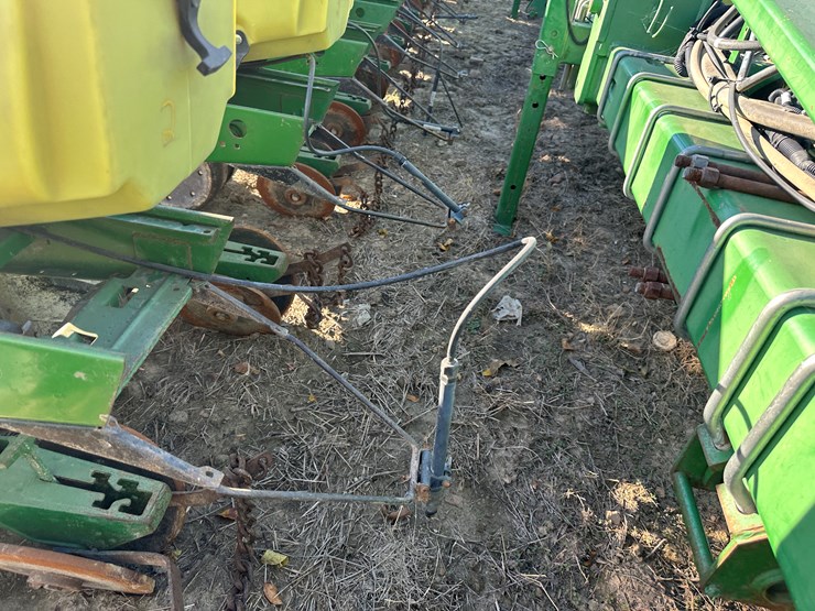 john-deere-1720-image-7