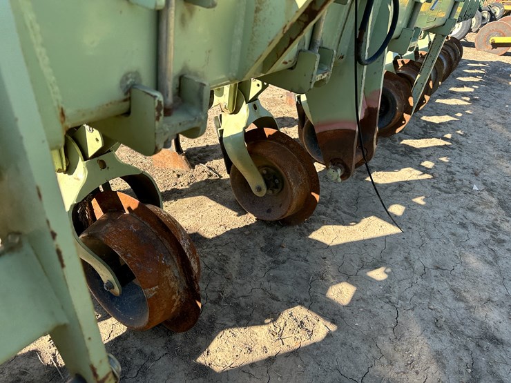 #33734-•-orthman-16-row-30"-bedder-lister-image-42