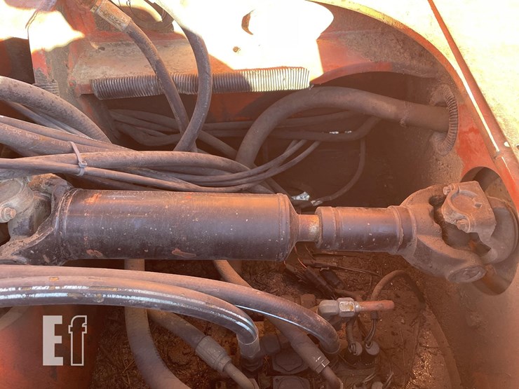 sky-trak-6036-image-25