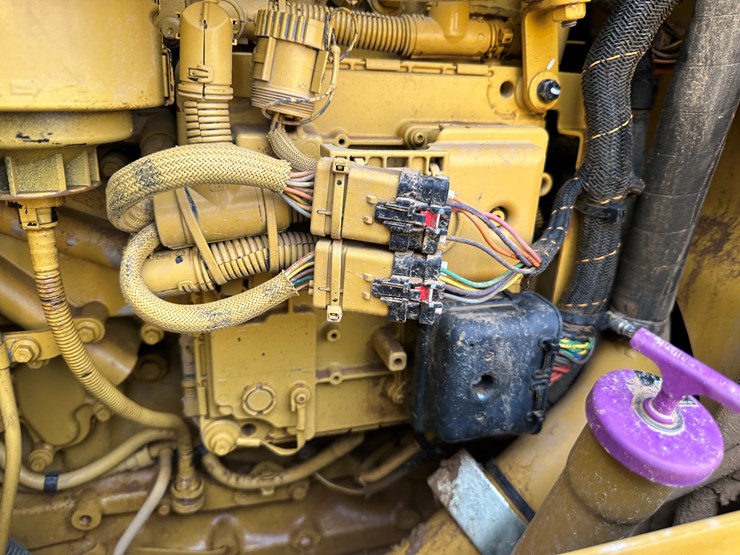 2022-caterpillar-140gc-image-72