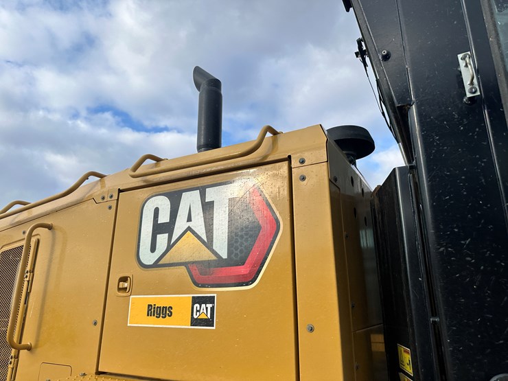 2022-caterpillar-140gc-image-55