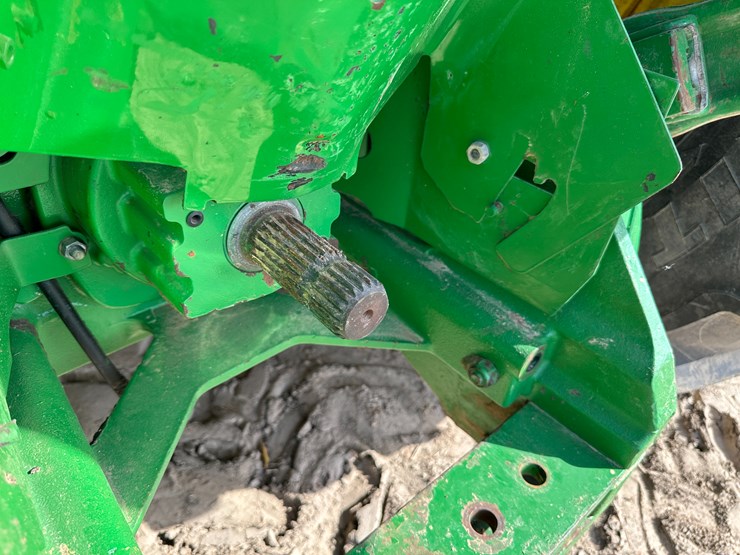 2010-john-deere-8285r-image-19