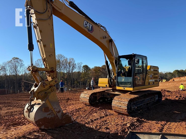 2023-caterpillar-320gc-image-6