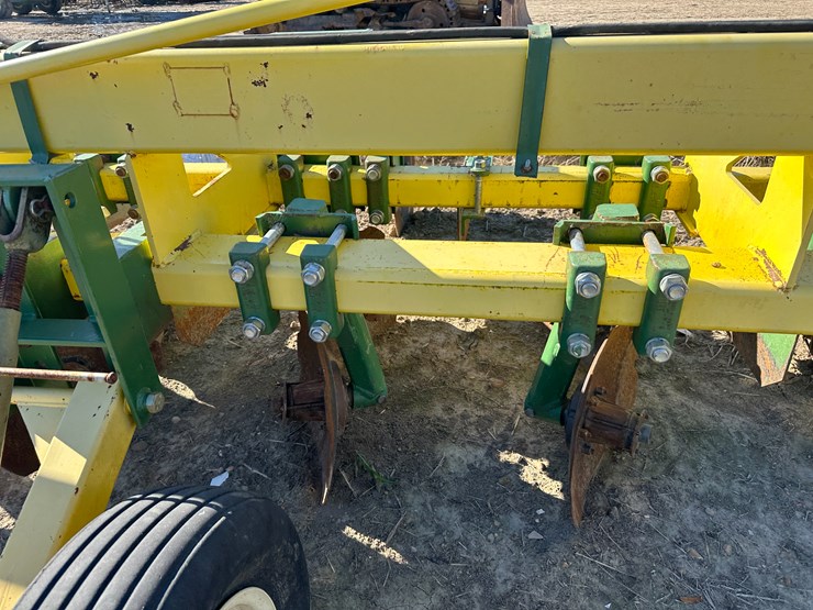 #33731-•-roll-a-cone-16-row-30"-hipper-image-22