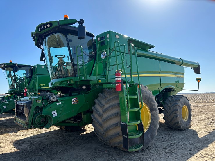 john-deere-s690-image-1