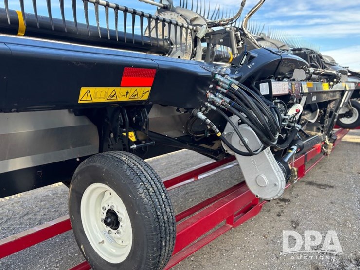 2023-mac-don-fd240-image-16