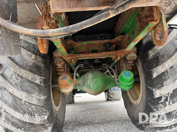 2017-john-deere-f4365-image-34