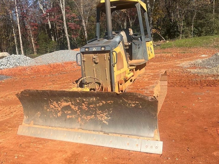 2010-deere-450j-lgp-image-2