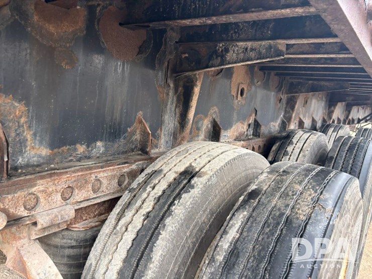 2012-manac-extendable-flatbed-image-48