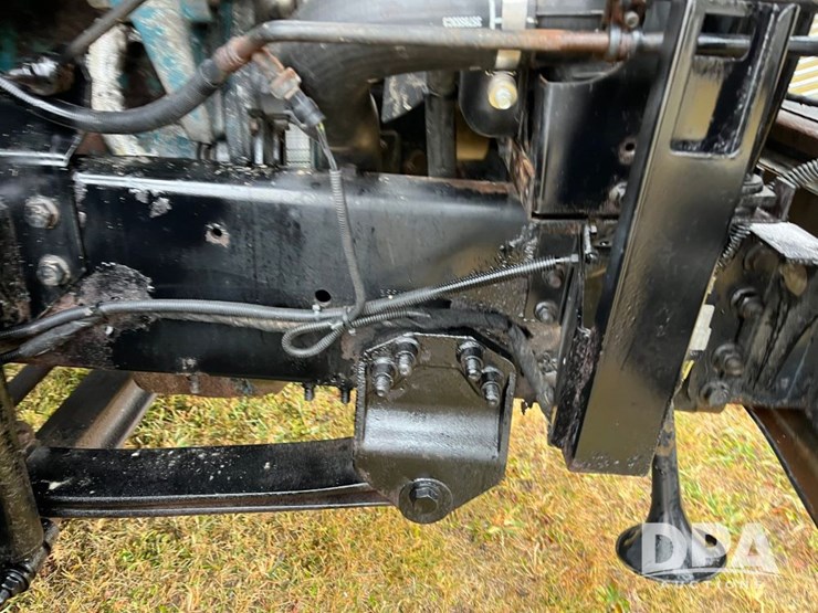 2004-international-7400-image-45