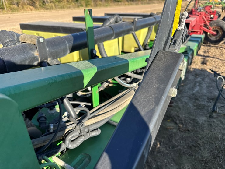 john-deere-1720-image-49