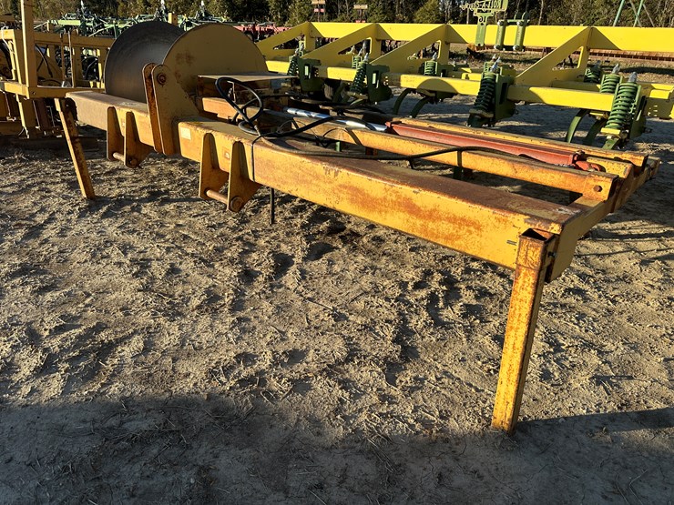 #33758-•-ez-drop-poly-pipe-roller-image-1