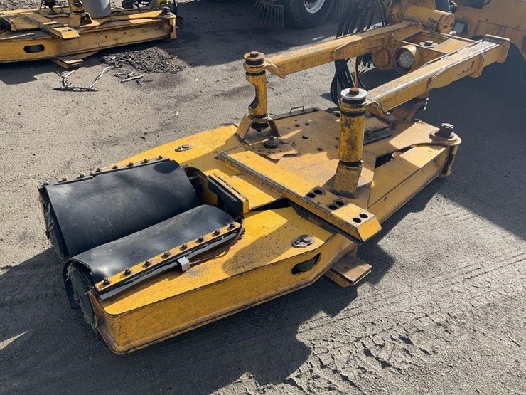 omc-3wmb-s.p.-monoboom-orchard-shaker-image-6