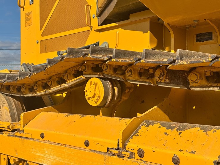 2020-deere-450k-image-10